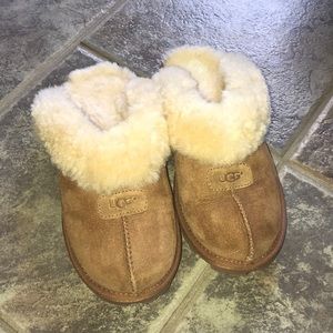 brown ugh slippers